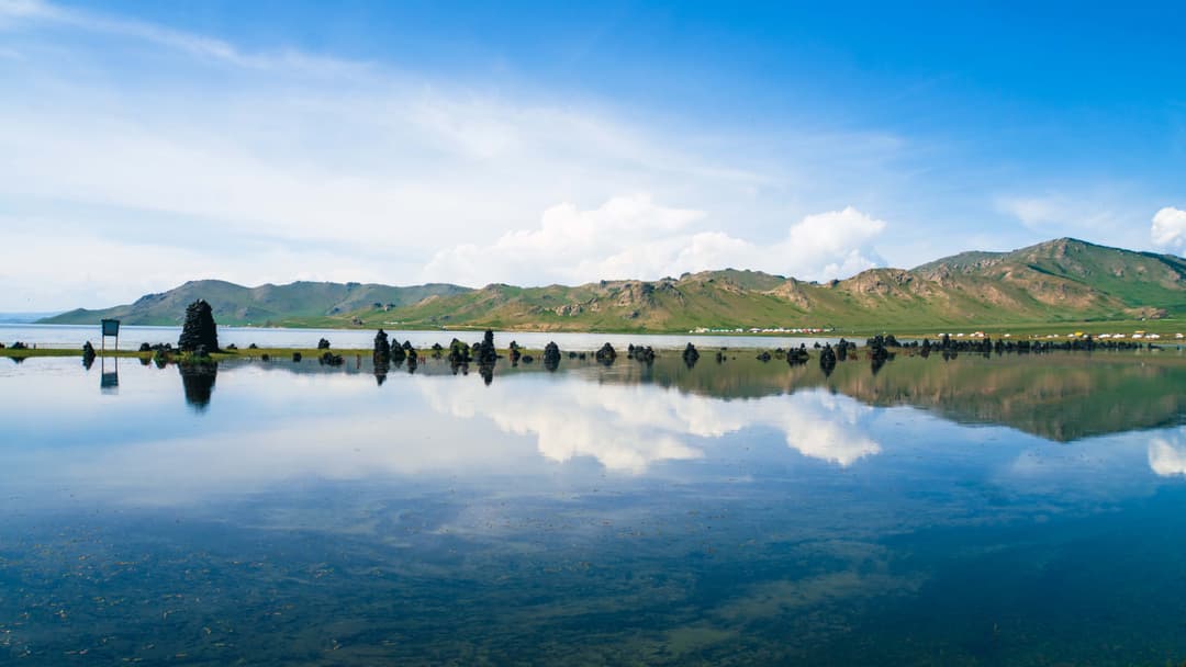 Terkhiin Tsagaan Lake