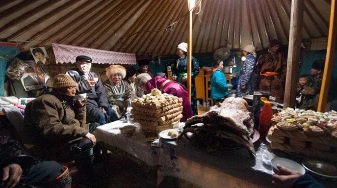 How Mongolia Celebrates Lunar New Year (Tsagaan Sar)